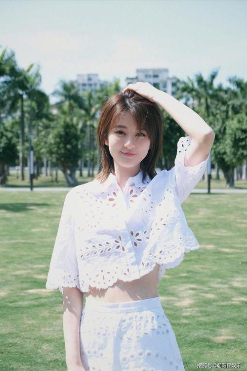 背背佳白鹿同款吃瓜娱乐圈,吃瓜群众热议不断